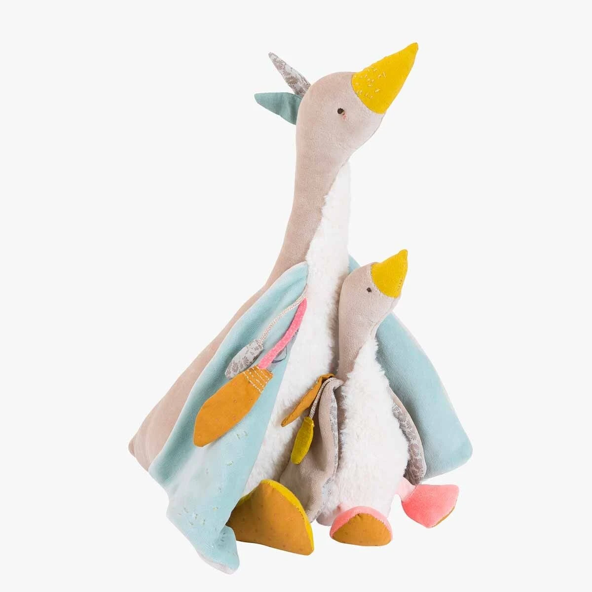 Moulin Roty Grande Peluche Oie Olga 3 Moulin Roty Grande Peluche Oie Olga – Image 3