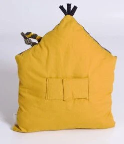 Moulin Roty Coussin D'activités Maison Moutarde -Bébés Produits Magasin Coussin d activites maison moutarde Les Moustaches Moulin Roty 1