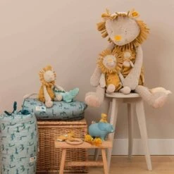 Moulin Roty Peluche Géante Lion Et Son Doudou -Bébés Produits Magasin Peluche geante Lion et son doudou Sous mon baobab Moulin Roty 1