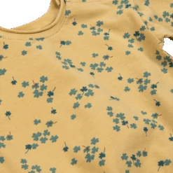 Moulin Roty Tee-shirt En Jersey Imprimé Trèfles - Ilam -Bébés Produits Magasin Teeshirt en jersey imprime trefles Ilam Trois petits lapins Moulin Roty 3